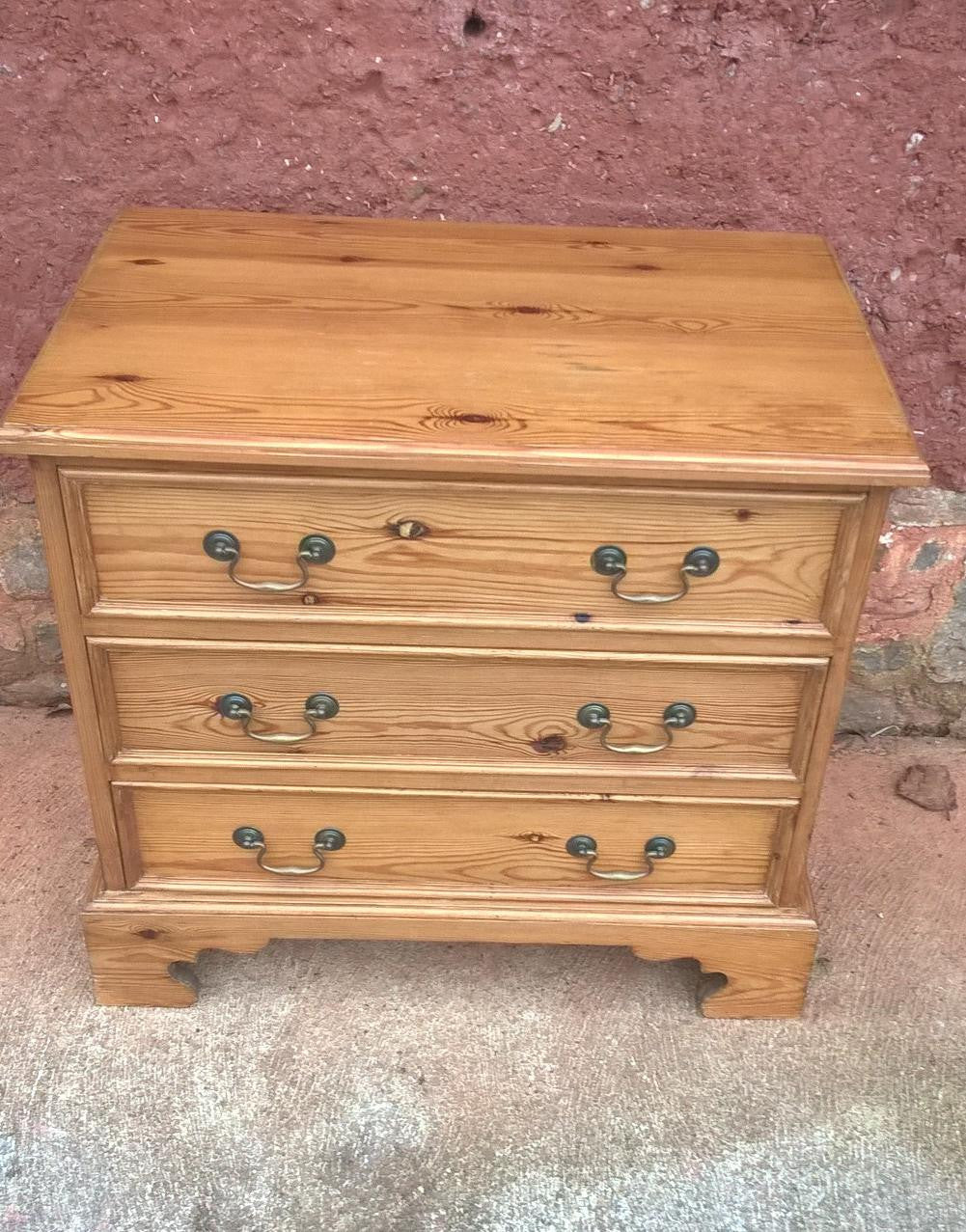 339.....Vintage Solid Pine Chest Of Drawers ( SOLD )