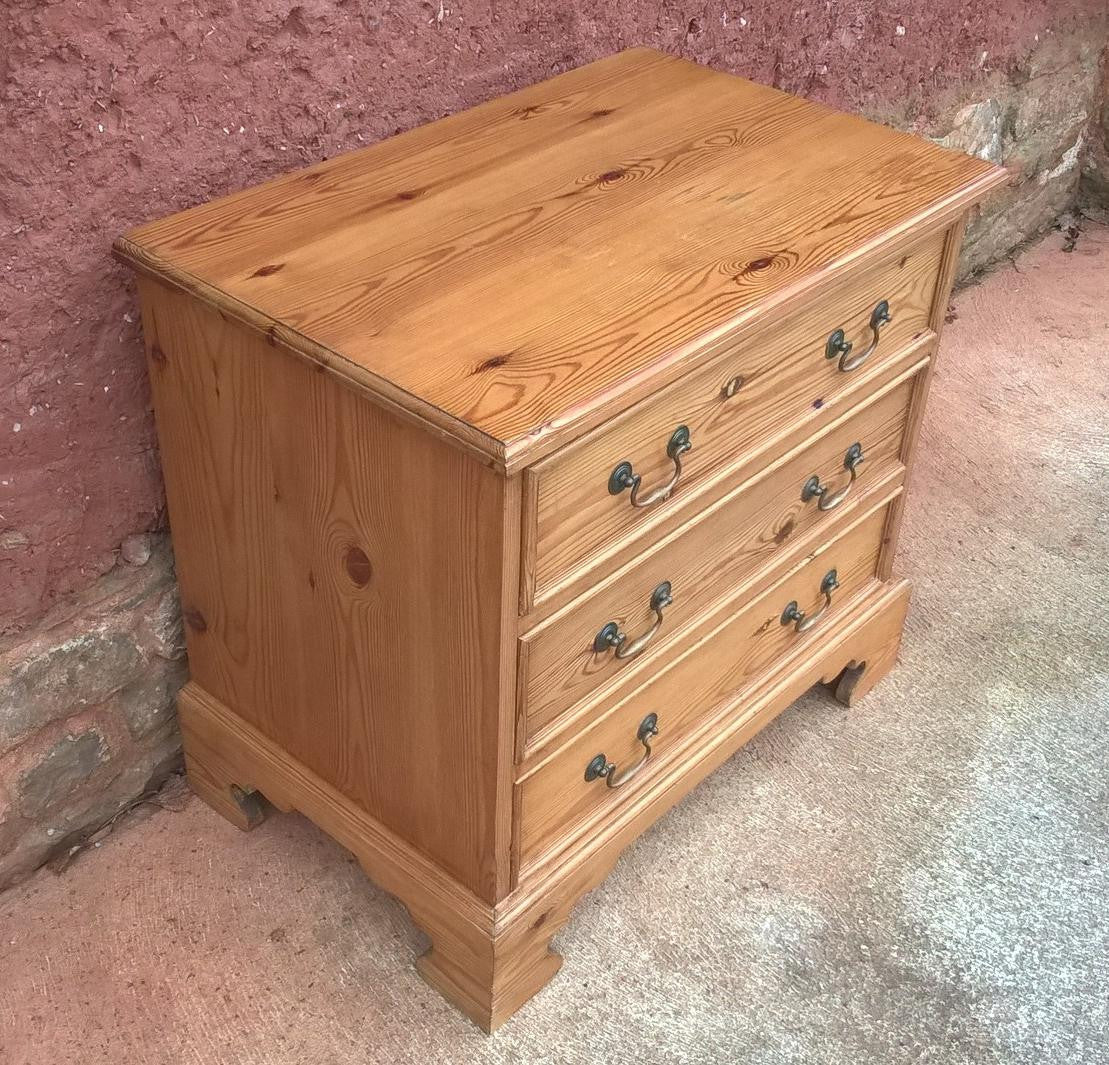339.....Vintage Solid Pine Chest Of Drawers ( SOLD )