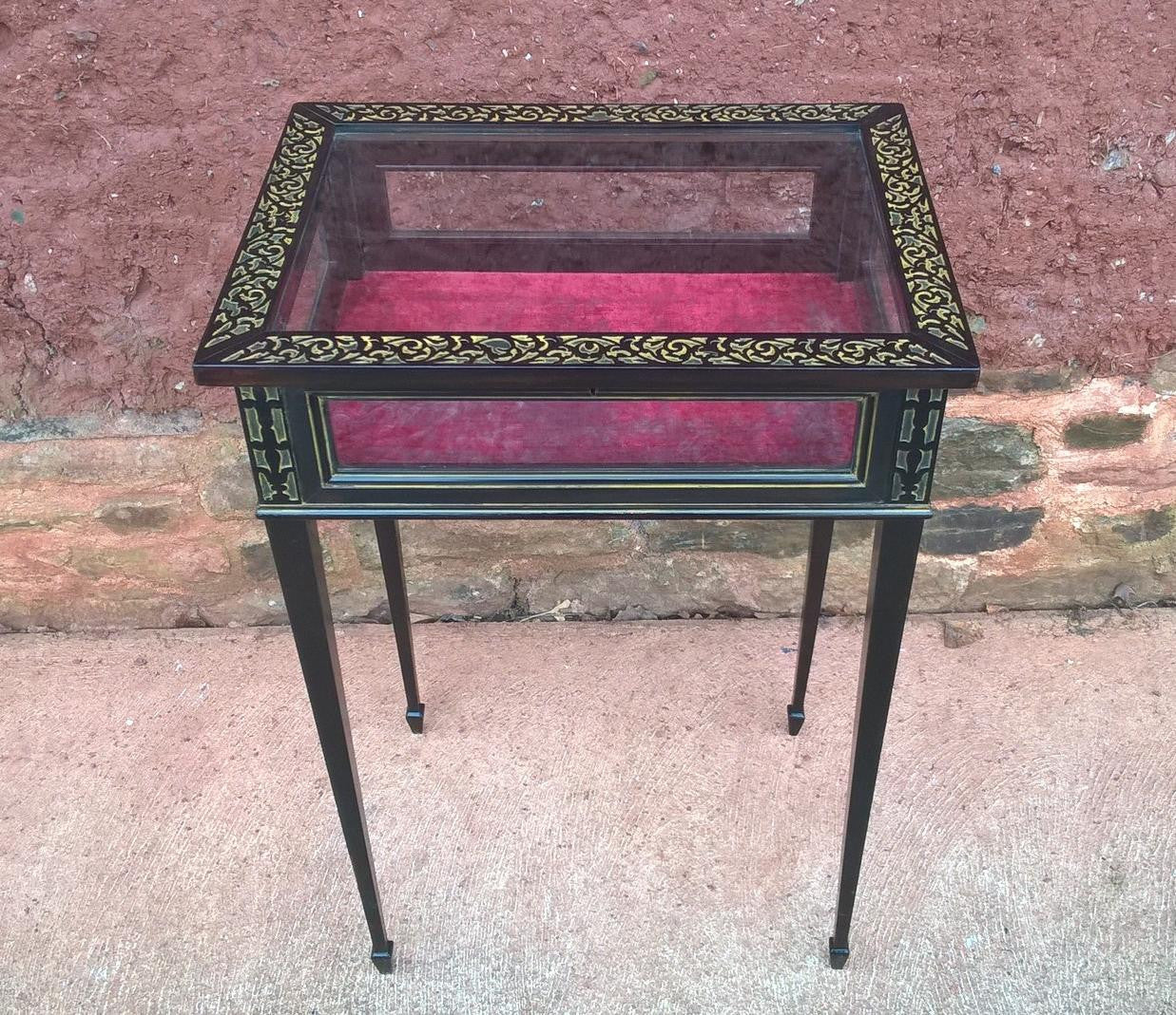 Edwardian Bijouterie Display Table
