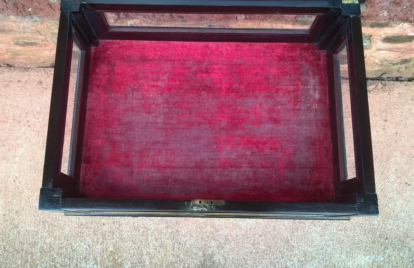 Edwardian Bijouterie Display Table