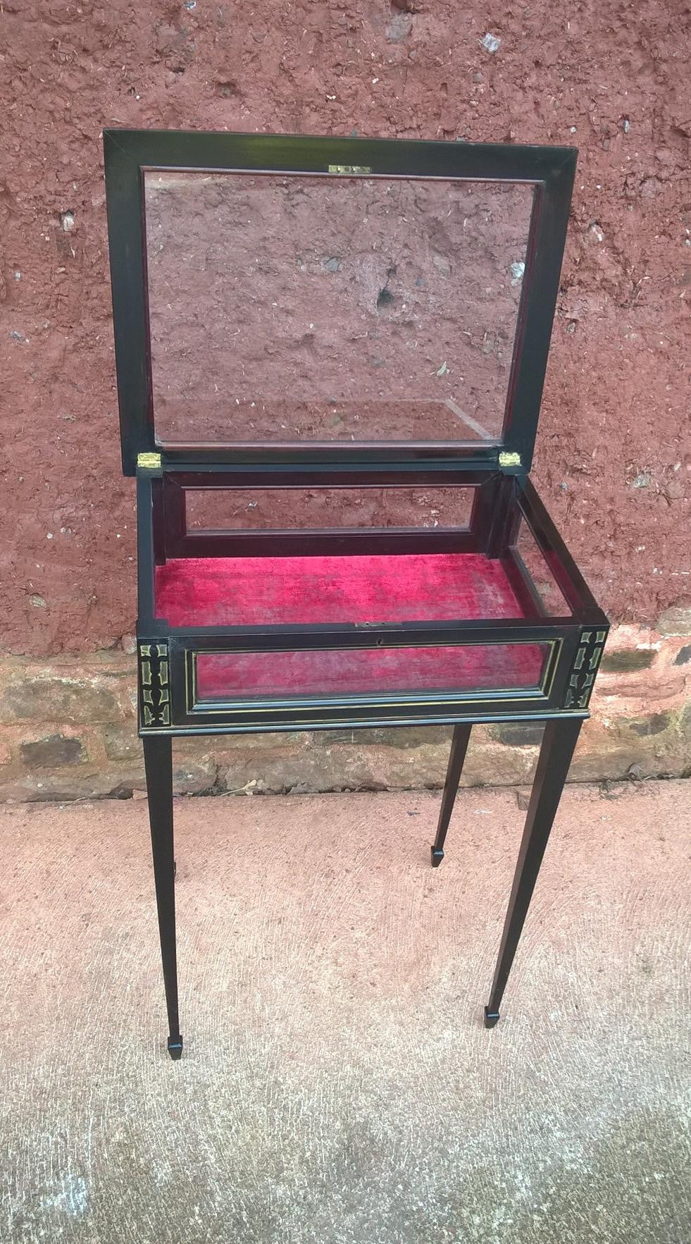 Edwardian Bijouterie Display Table