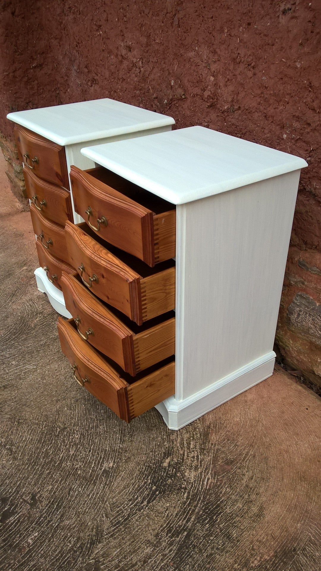 Pair Of Vintage Pine Bedside Chests / Bedside Cabinets