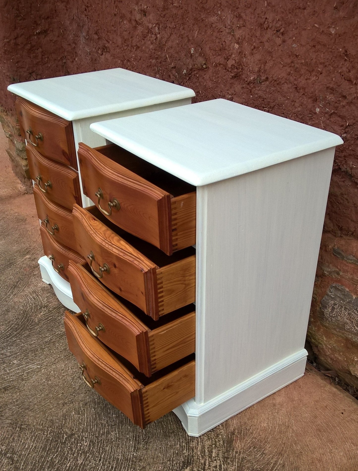 Pair Of Vintage Pine Bedside Chests / Bedside Cabinets