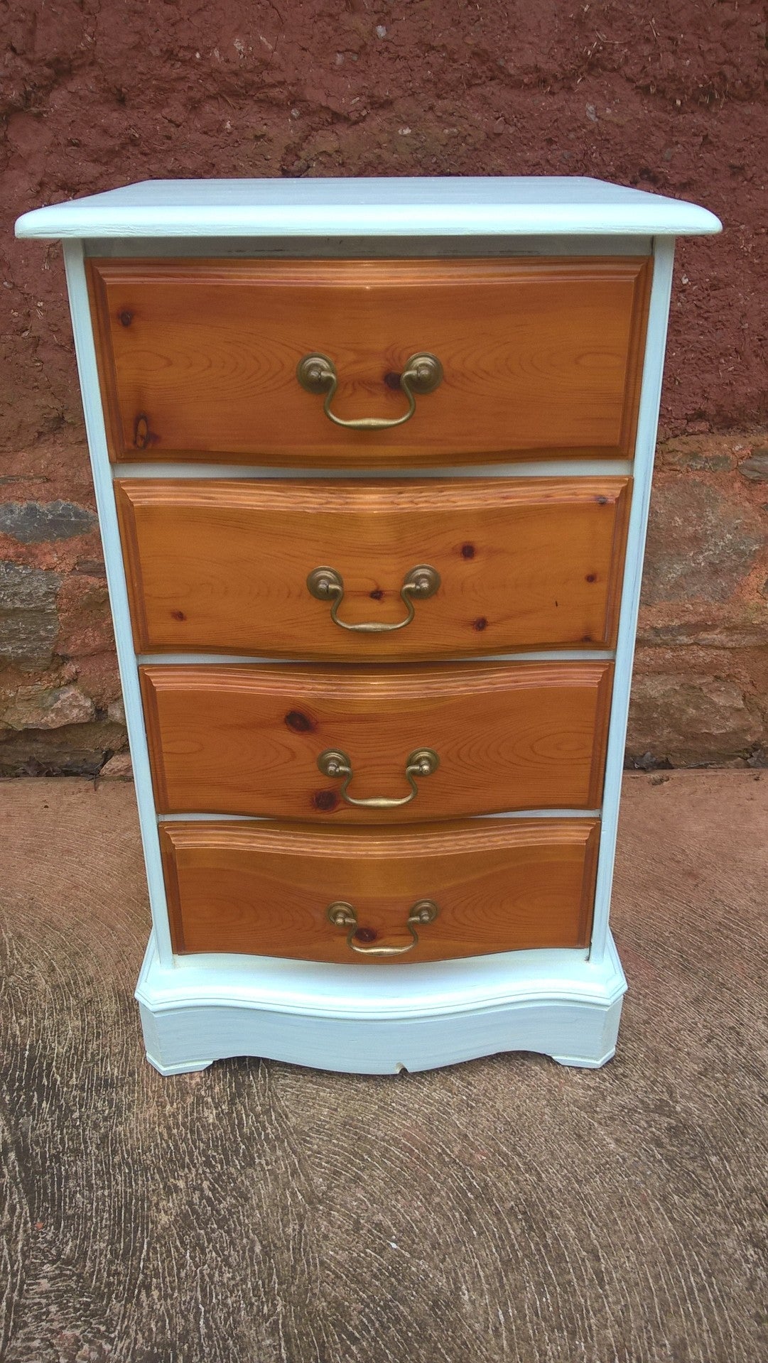 Pair Of Vintage Pine Bedside Chests / Bedside Cabinets