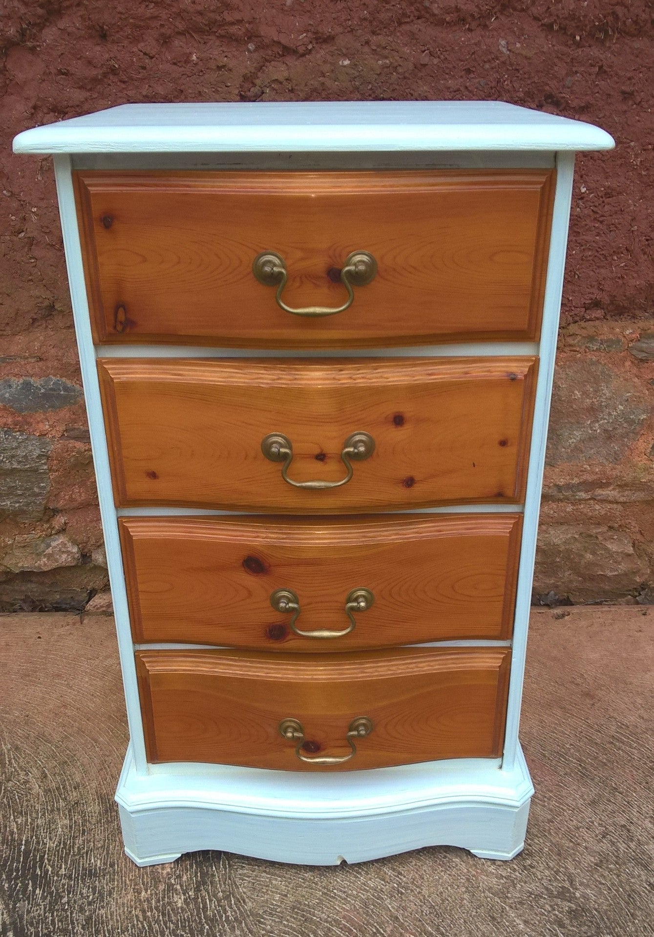 Pair Of Vintage Pine Bedside Chests / Bedside Cabinets