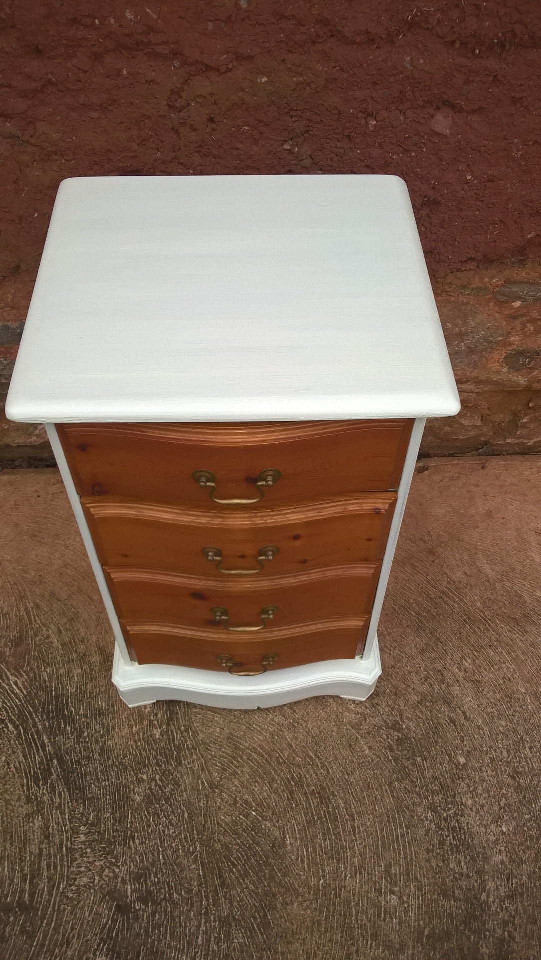 Pair Of Vintage Pine Bedside Chests / Bedside Cabinets