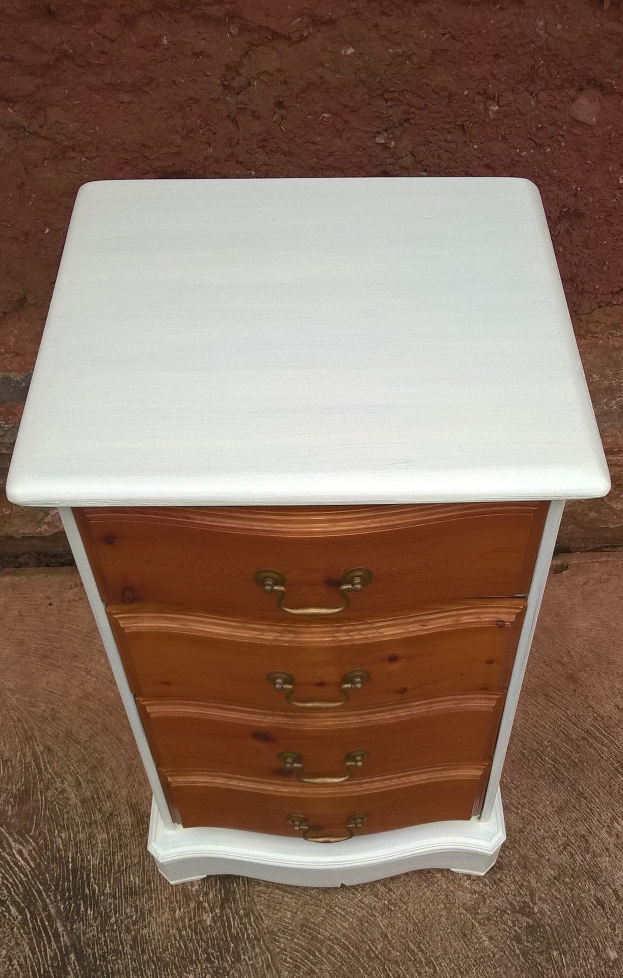 Pair Of Vintage Pine Bedside Chests / Bedside Cabinets
