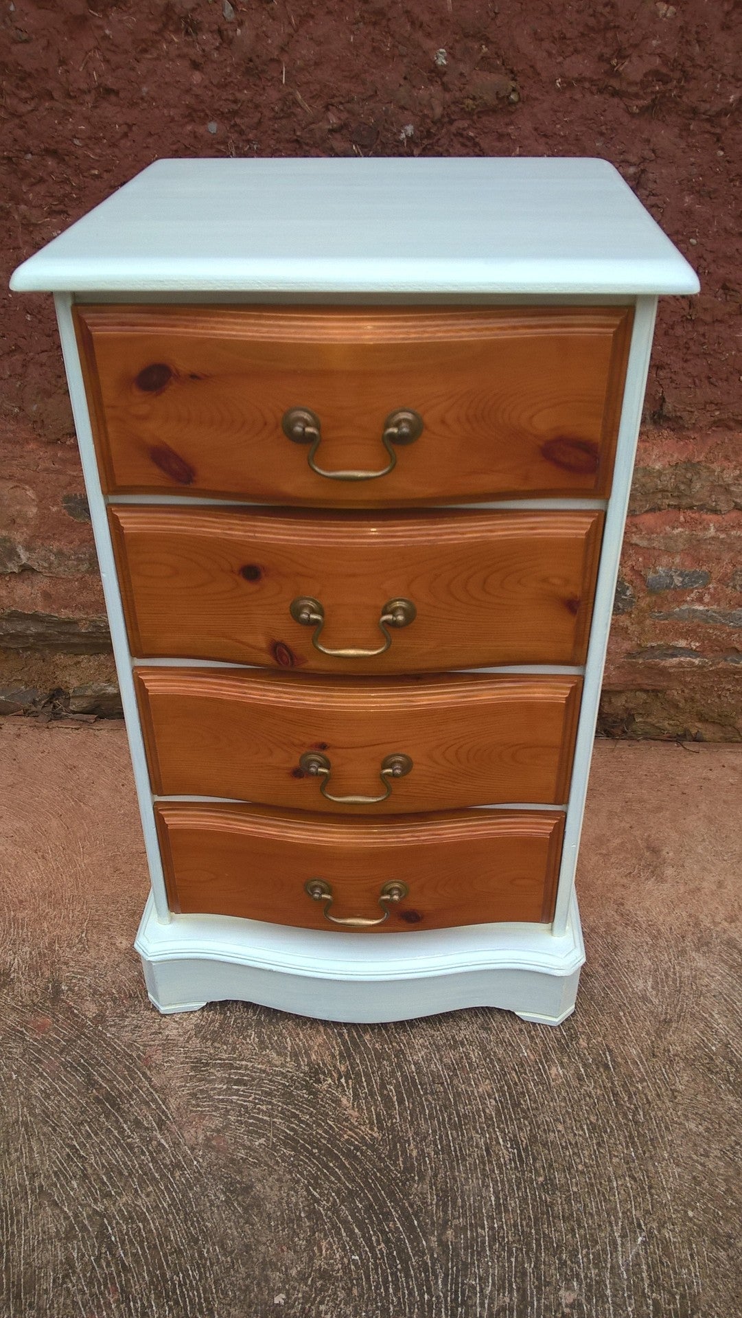 Pair Of Vintage Pine Bedside Chests / Bedside Cabinets