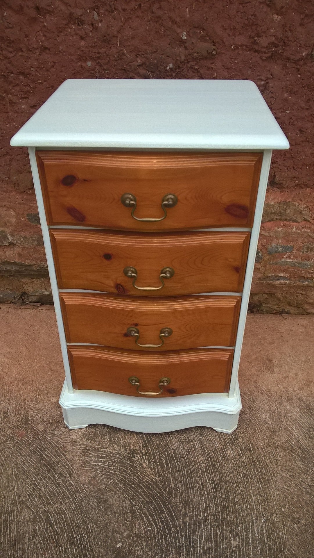 Pair Of Vintage Pine Bedside Chests / Bedside Cabinets