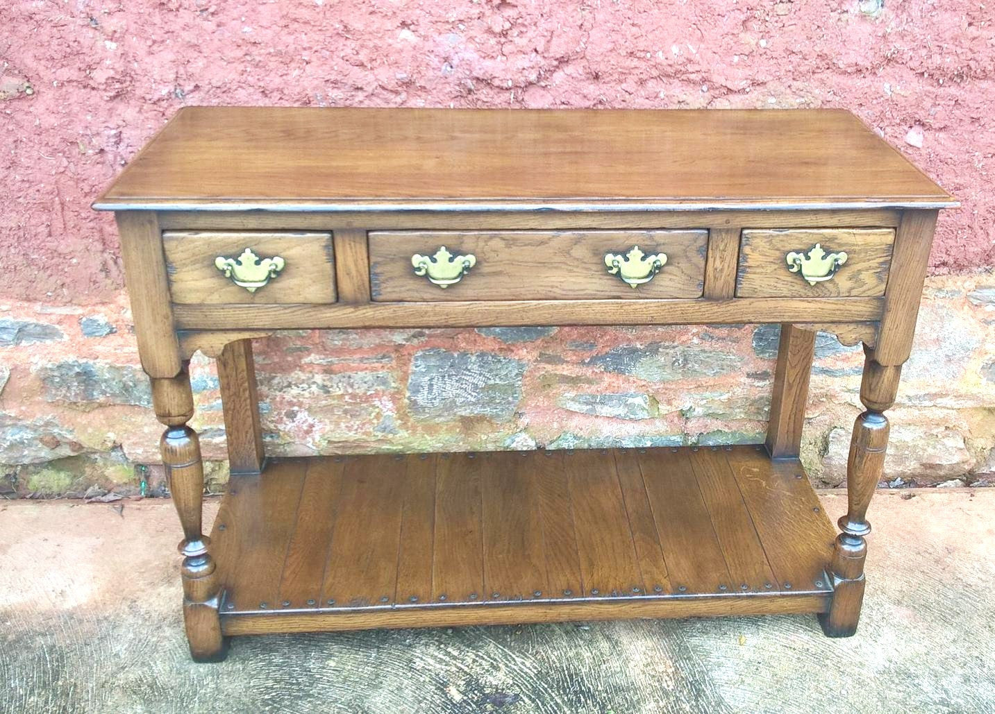 Fabulous Pair Of Vintage Solid Oak Side Tables / Serving Tables