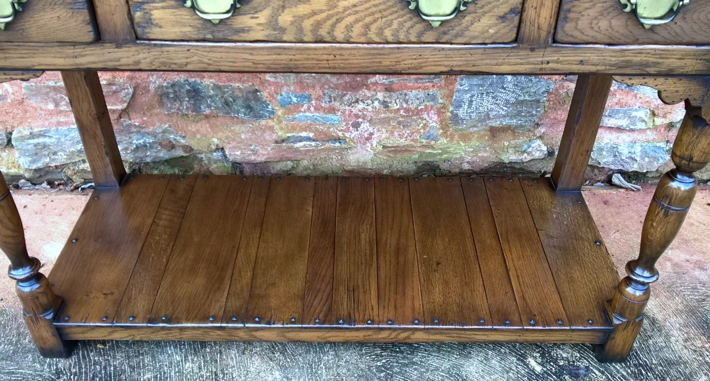 Fabulous Pair Of Vintage Solid Oak Side Tables / Serving Tables