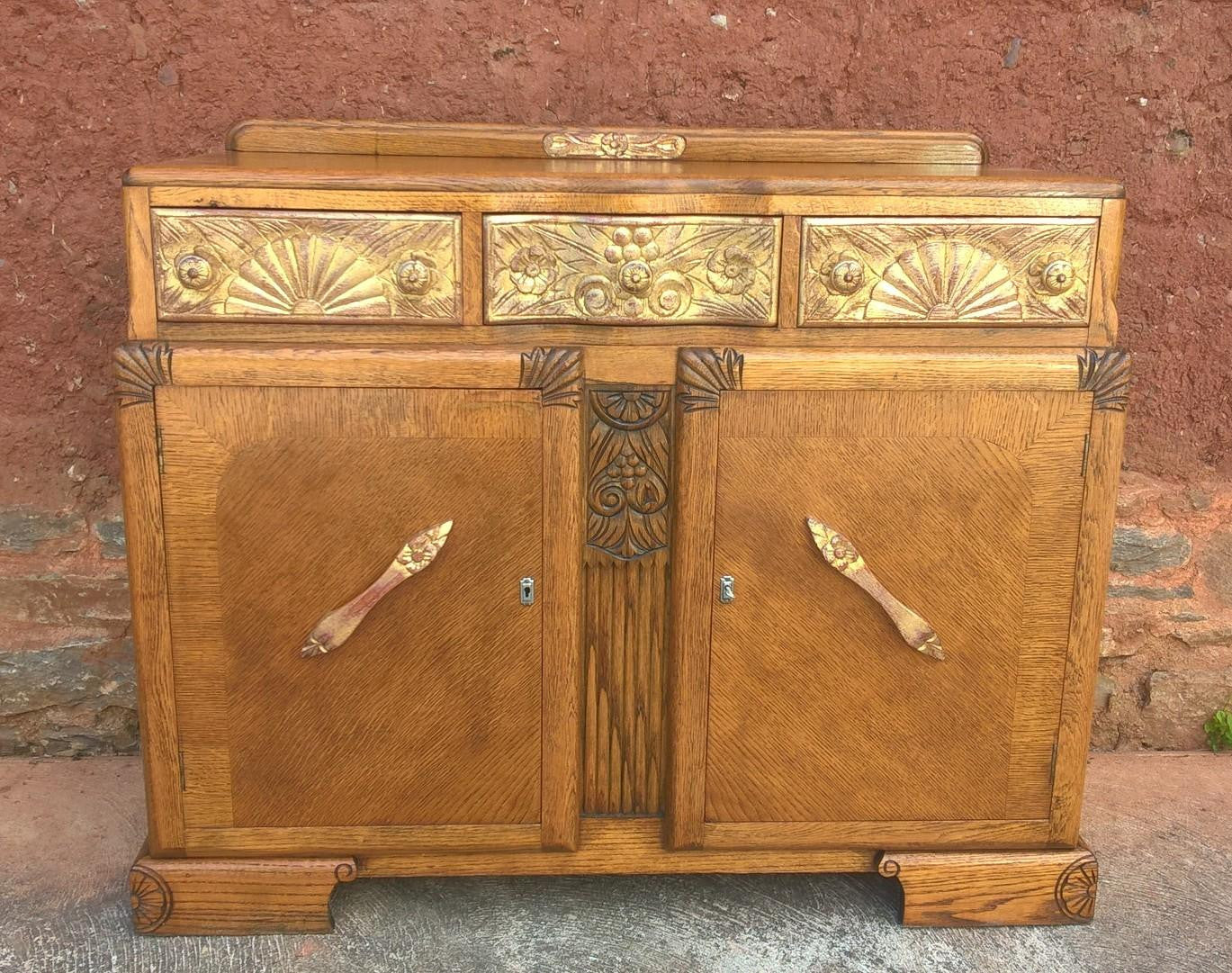 Stunning Vintage Carved Oak Sideboard With Metallic Gilding