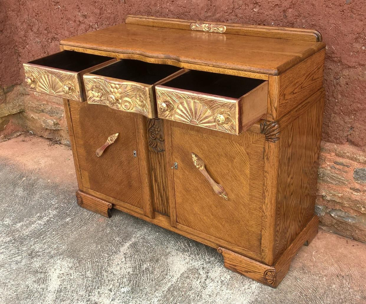 Stunning Vintage Carved Oak Sideboard With Metallic Gilding