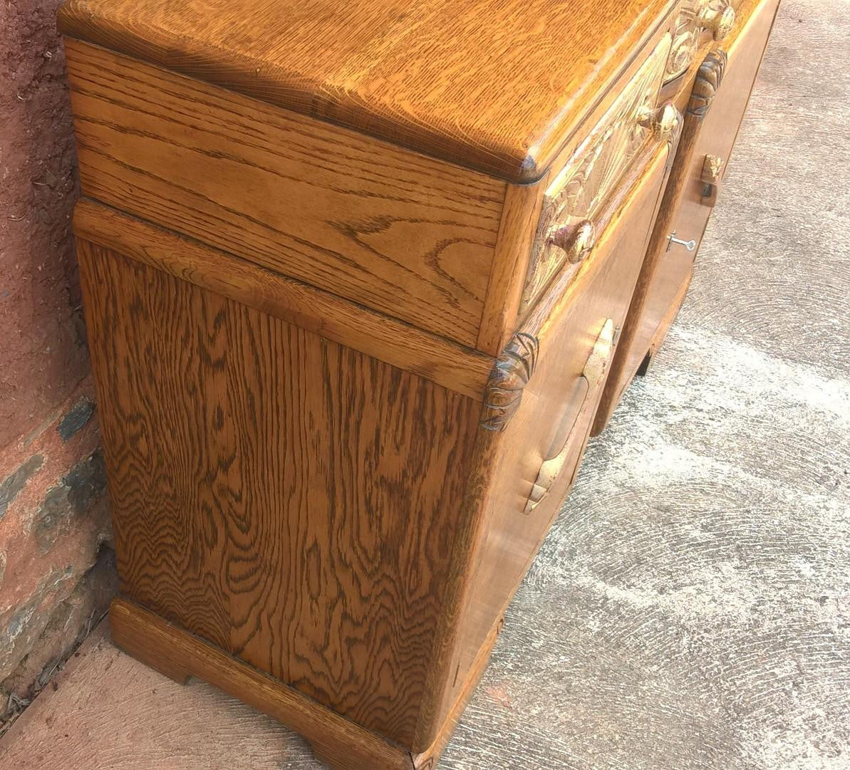 Stunning Vintage Carved Oak Sideboard With Metallic Gilding