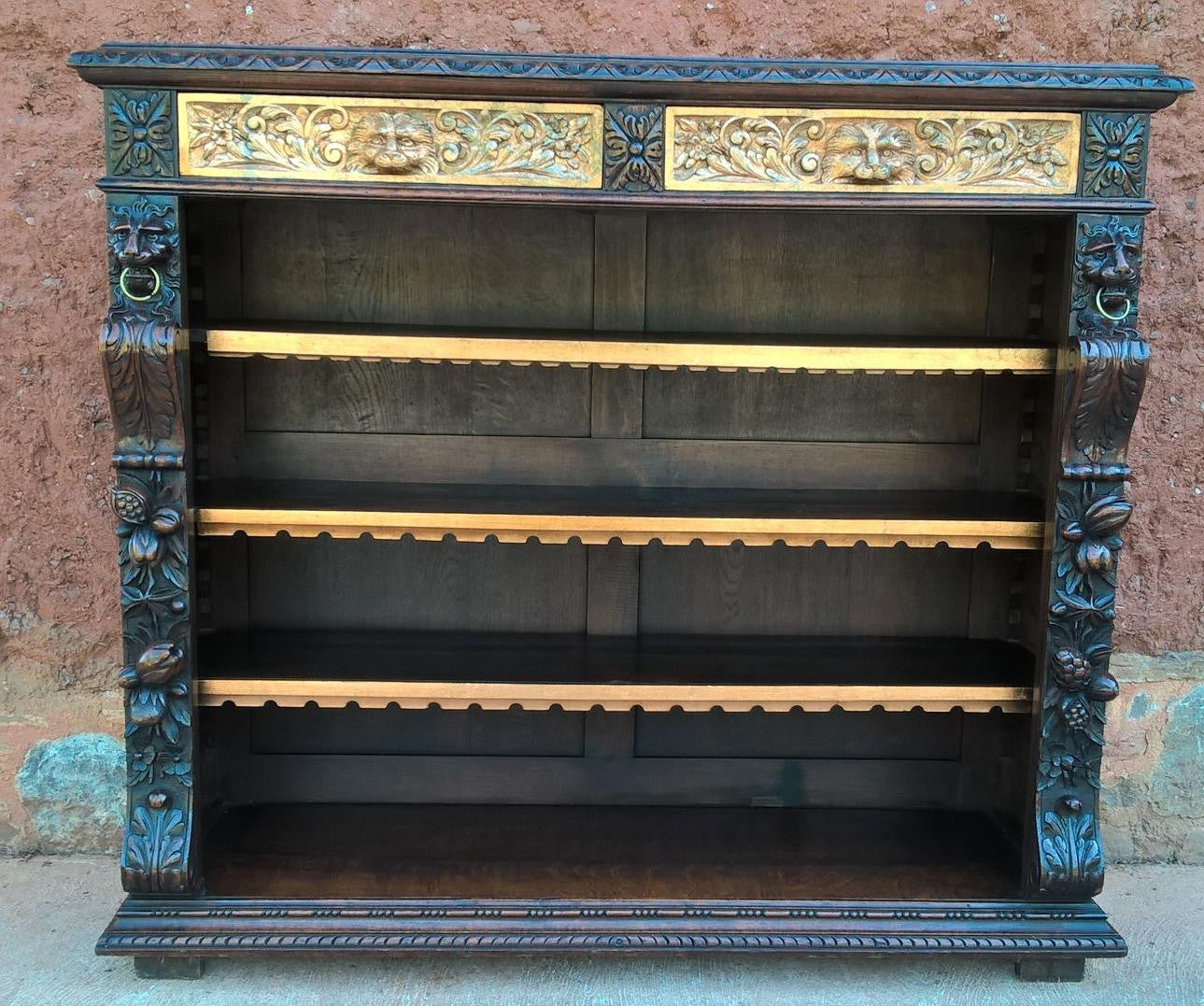 Magnificent Carved Oak Bookcase !