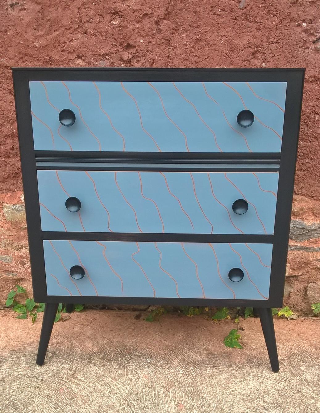 Fabulous Vintage Retro Chest Of Drawers