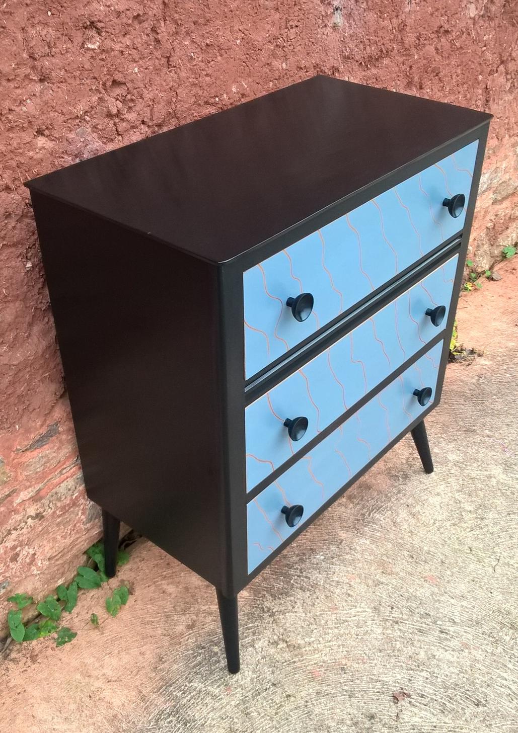 Fabulous Vintage Retro Chest Of Drawers