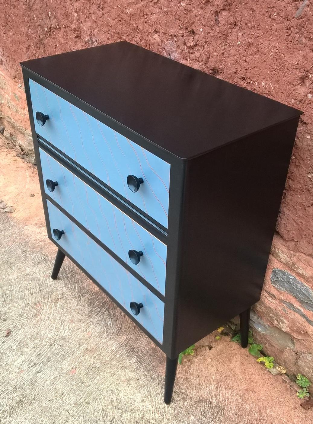Fabulous Vintage Retro Chest Of Drawers