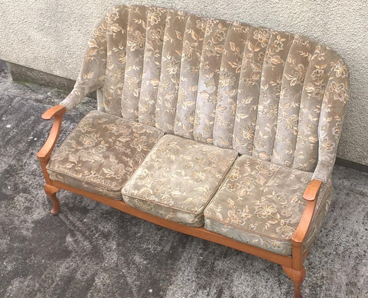 Stylish 1960's Vintage Retro Settee / Sofa