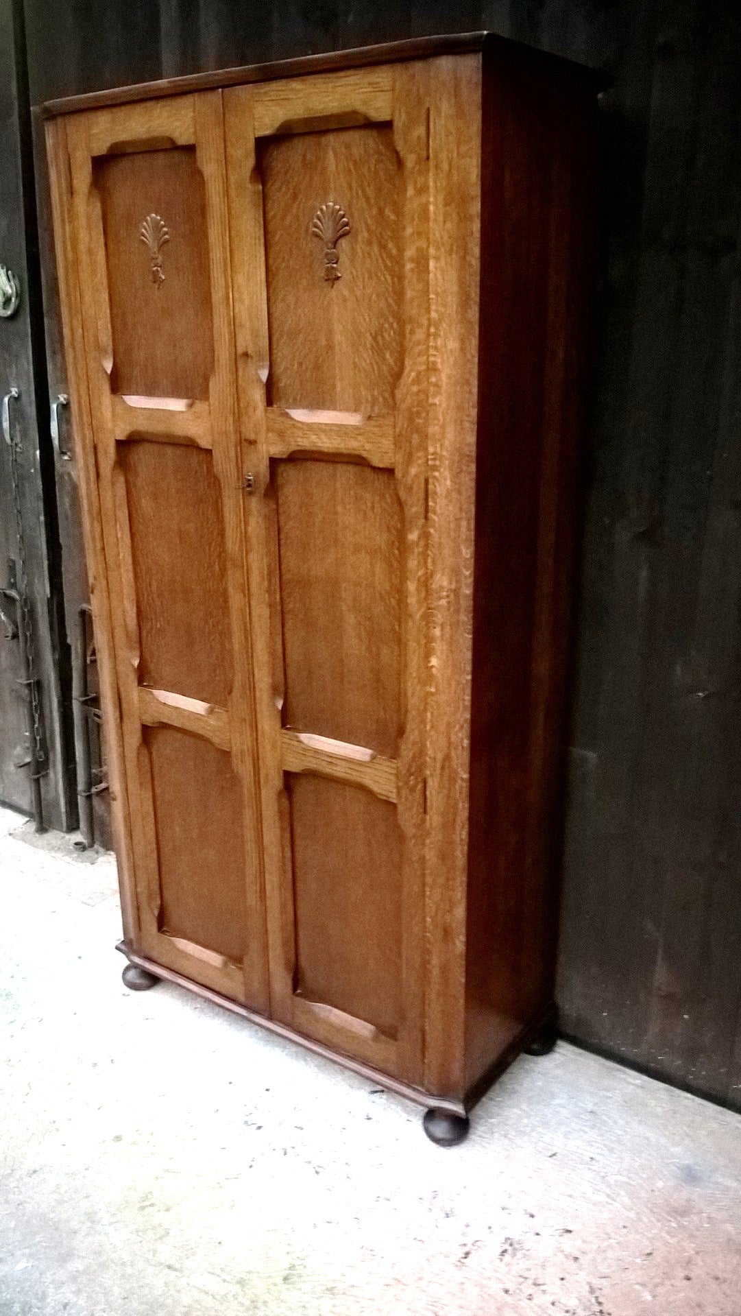 Superb Quality Arts And Crafts Hall Robe / Gentlemans Wardrobe