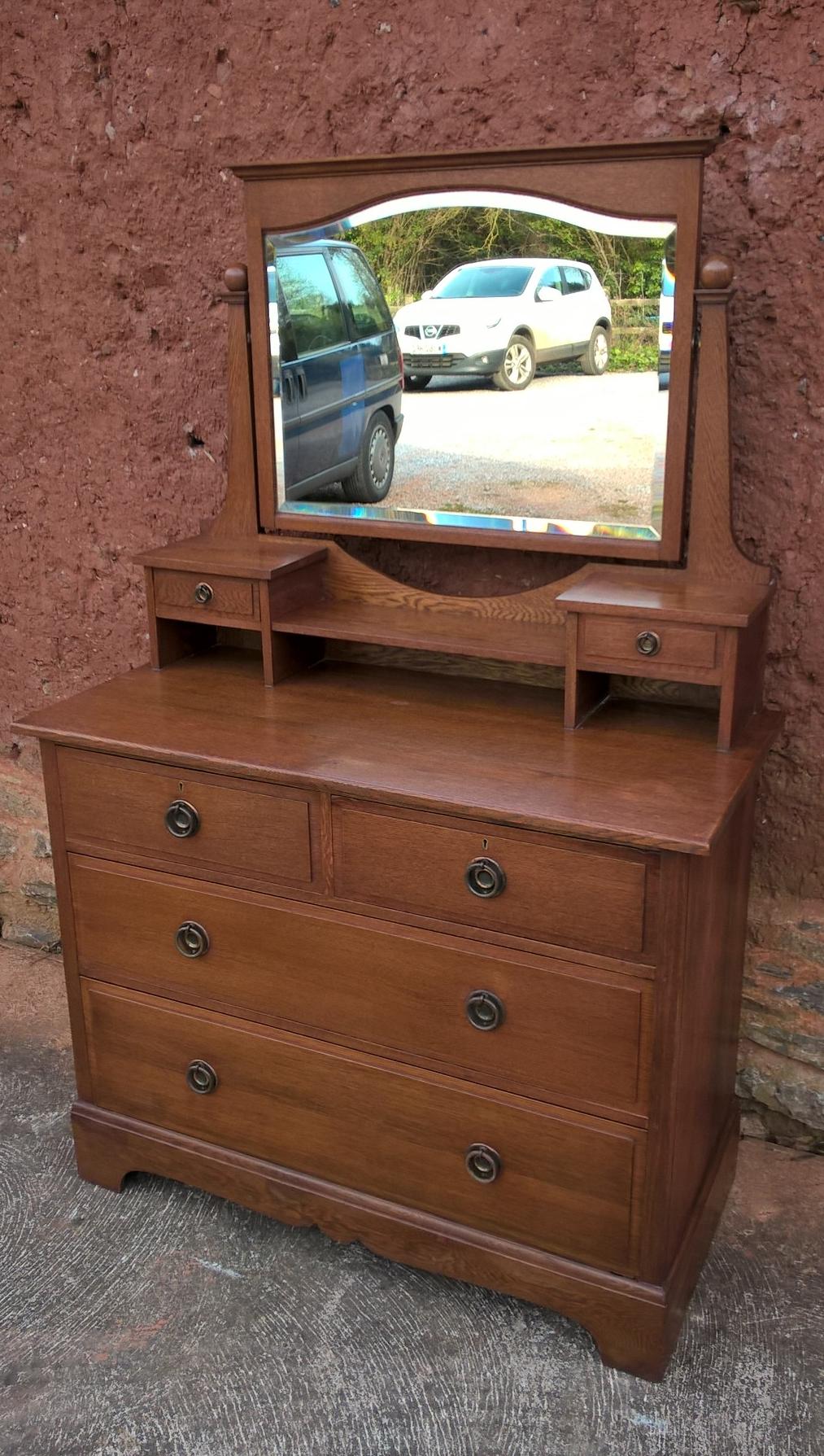 Vintage Arts And Crafts Oak Dressing Chest - Dressing Table