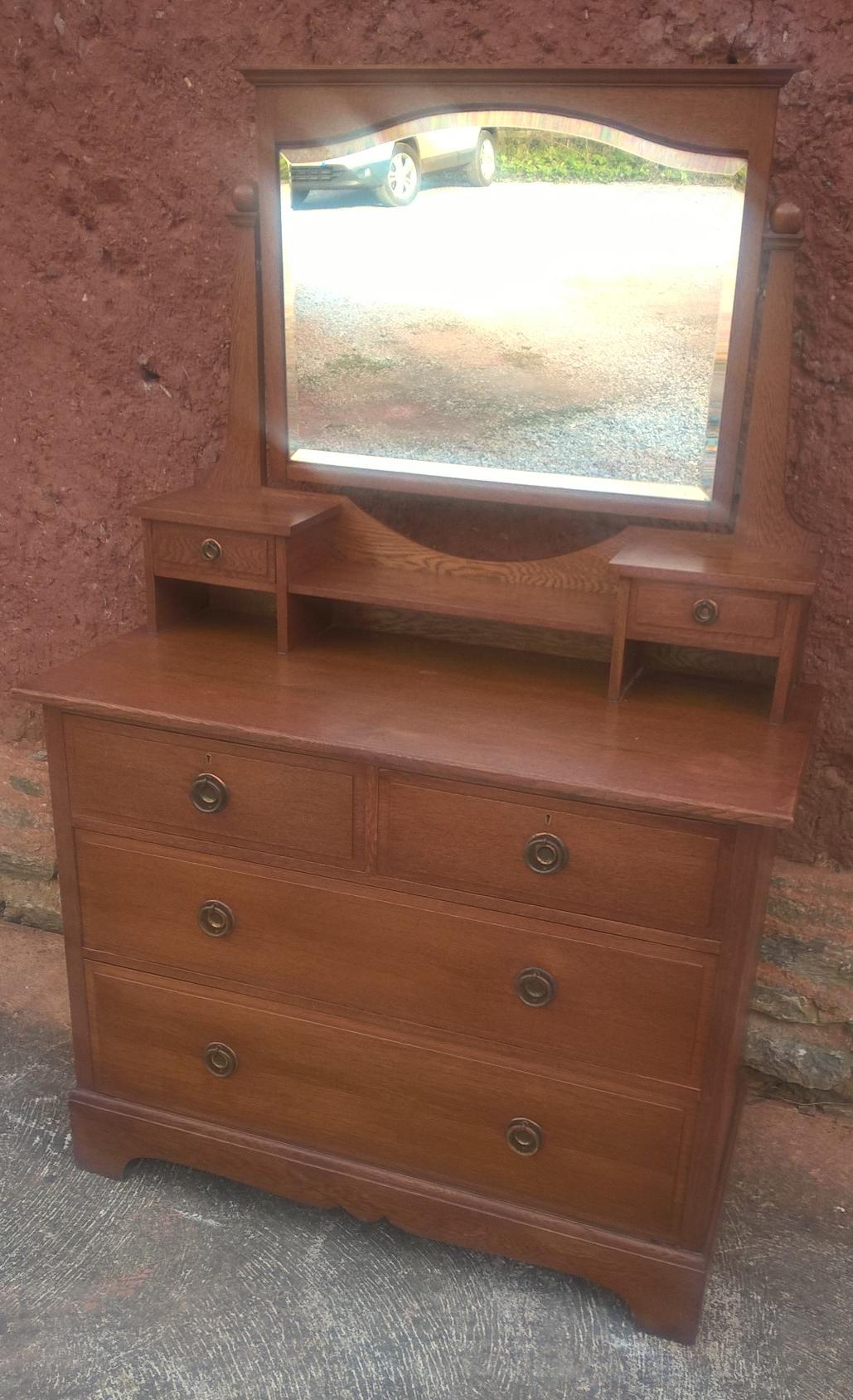 Vintage Arts And Crafts Oak Dressing Chest - Dressing Table