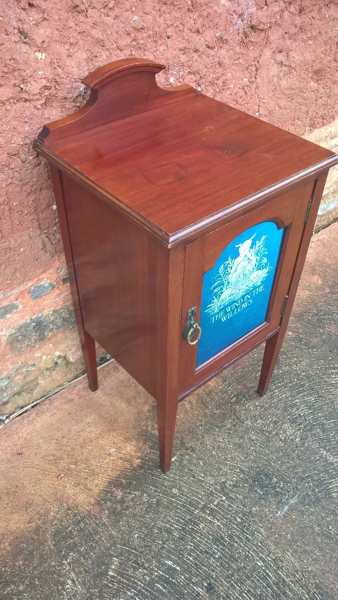 Stunning Vintage Bedside Cabinet Or Lamp Table