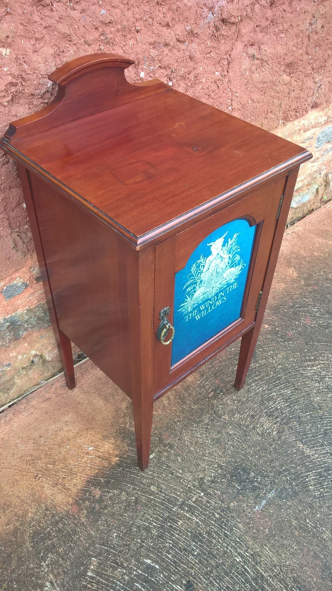 Stunning Vintage Bedside Cabinet Or Lamp Table