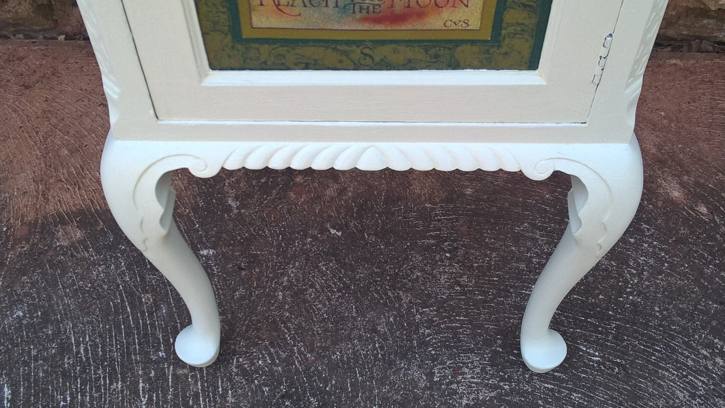 Beautiful Upcycled Bedside Cabinet - Bedside Table