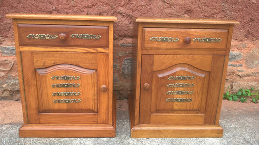Pair Of Bedside Cabinets / Vintage Bedside Tables / Pair Lamp Tables