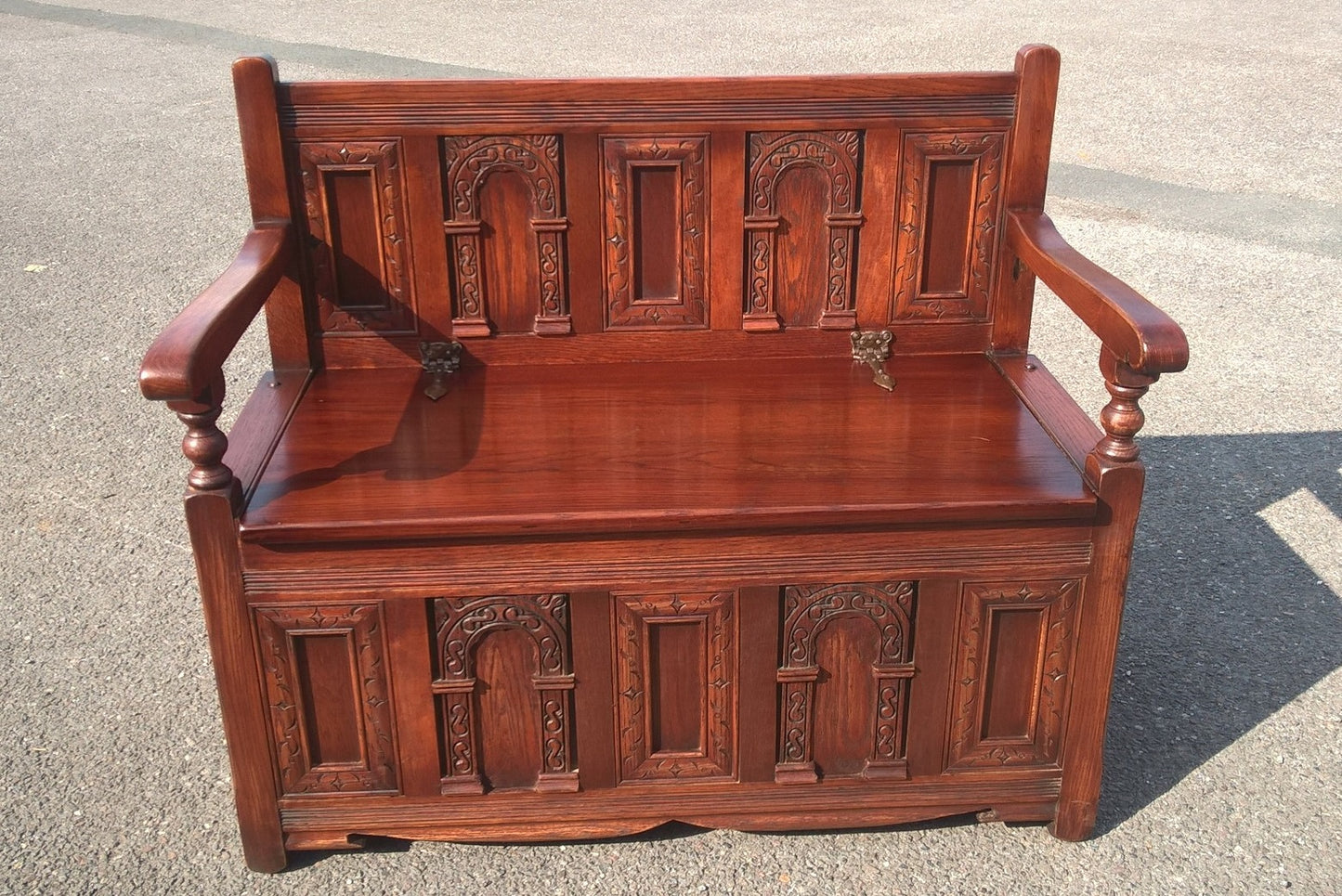 Small Vintage Carved Oak Settle - Gorgeous Old Charm Style Bench Seat