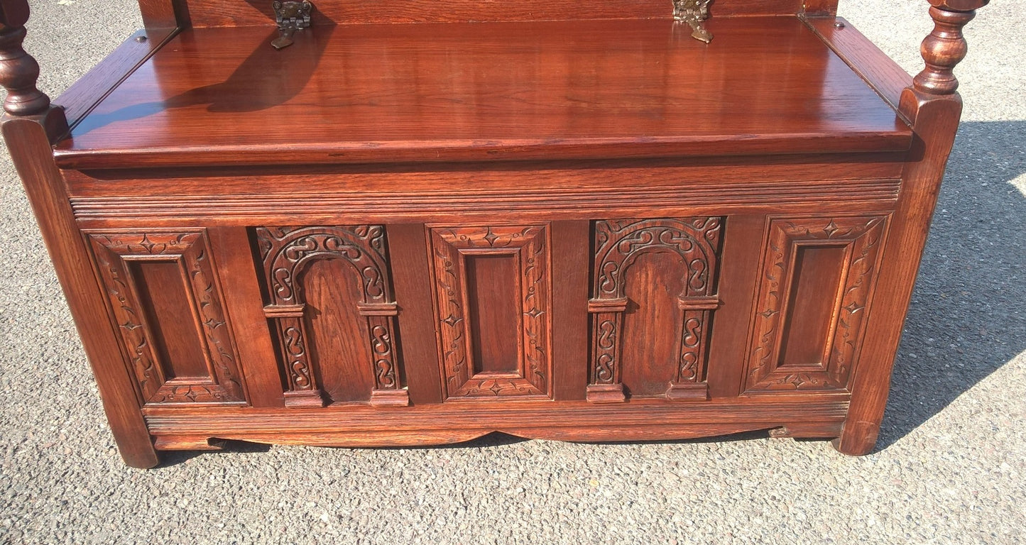 Small Vintage Carved Oak Settle - Gorgeous Old Charm Style Bench Seat