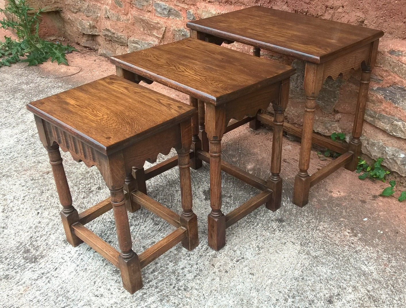 Oak Nest Of Tables / Superior Quality Solid Oak / Old Charm Style