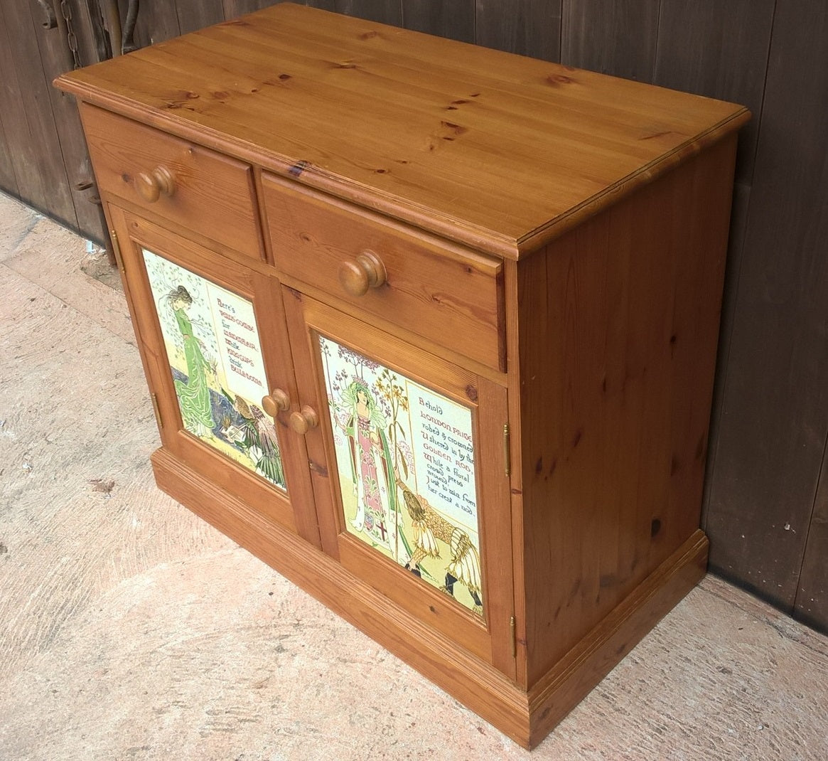 Vintage Pine Sideboard / Drinks Cabinet / Media Cabinet