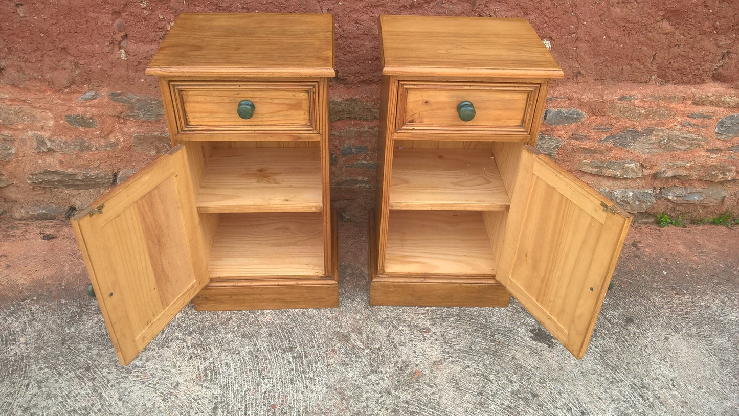 Bedside Cabinets, A Stunning Pair Of Pine Bedside Tables
