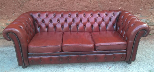 Chesterfield Leather Sofa - Vintage 3 Seat Settee -