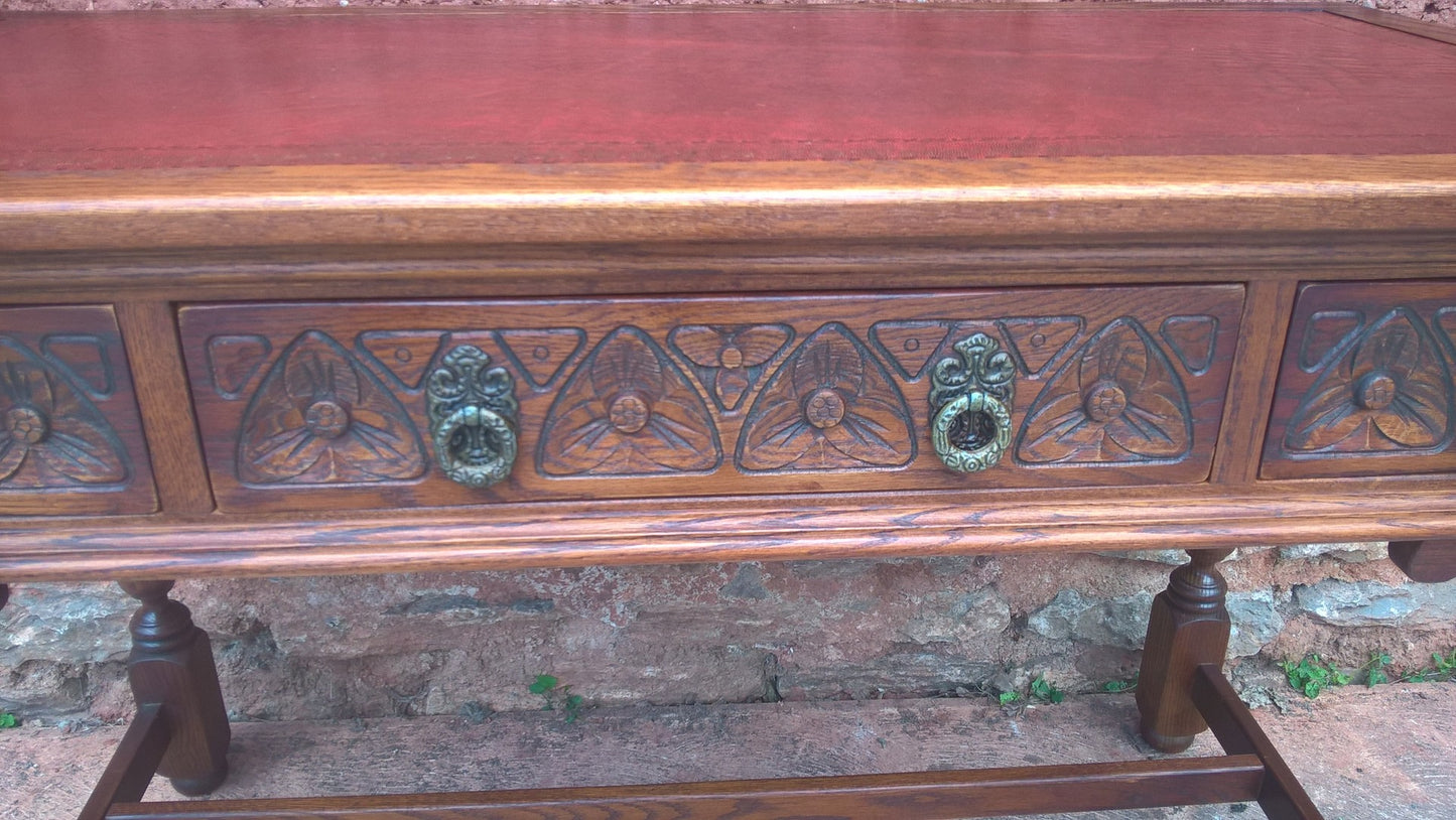 Stunning Vintage Old Charm Carved Oak Writing Table / Desk / Library Table