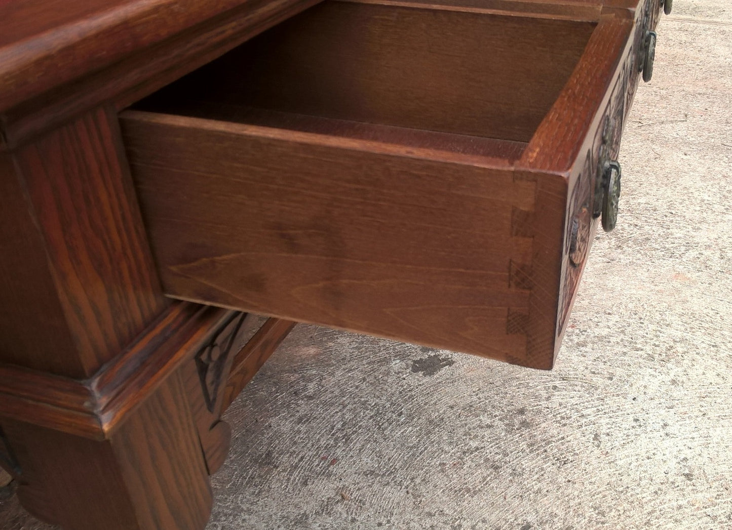 Stunning Vintage Old Charm Carved Oak Writing Table / Desk / Library Table