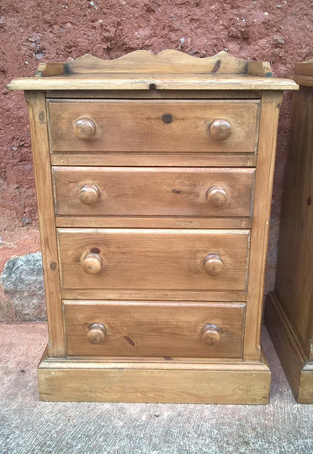 Lovely Pair Of Antique Style Pine Bedside Chests
