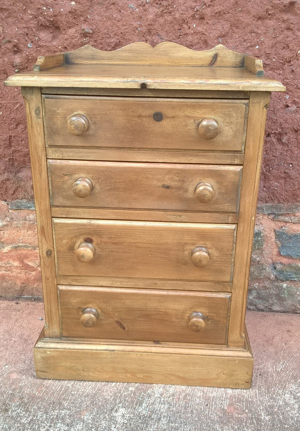 Lovely Pair Of Antique Style Pine Bedside Chests