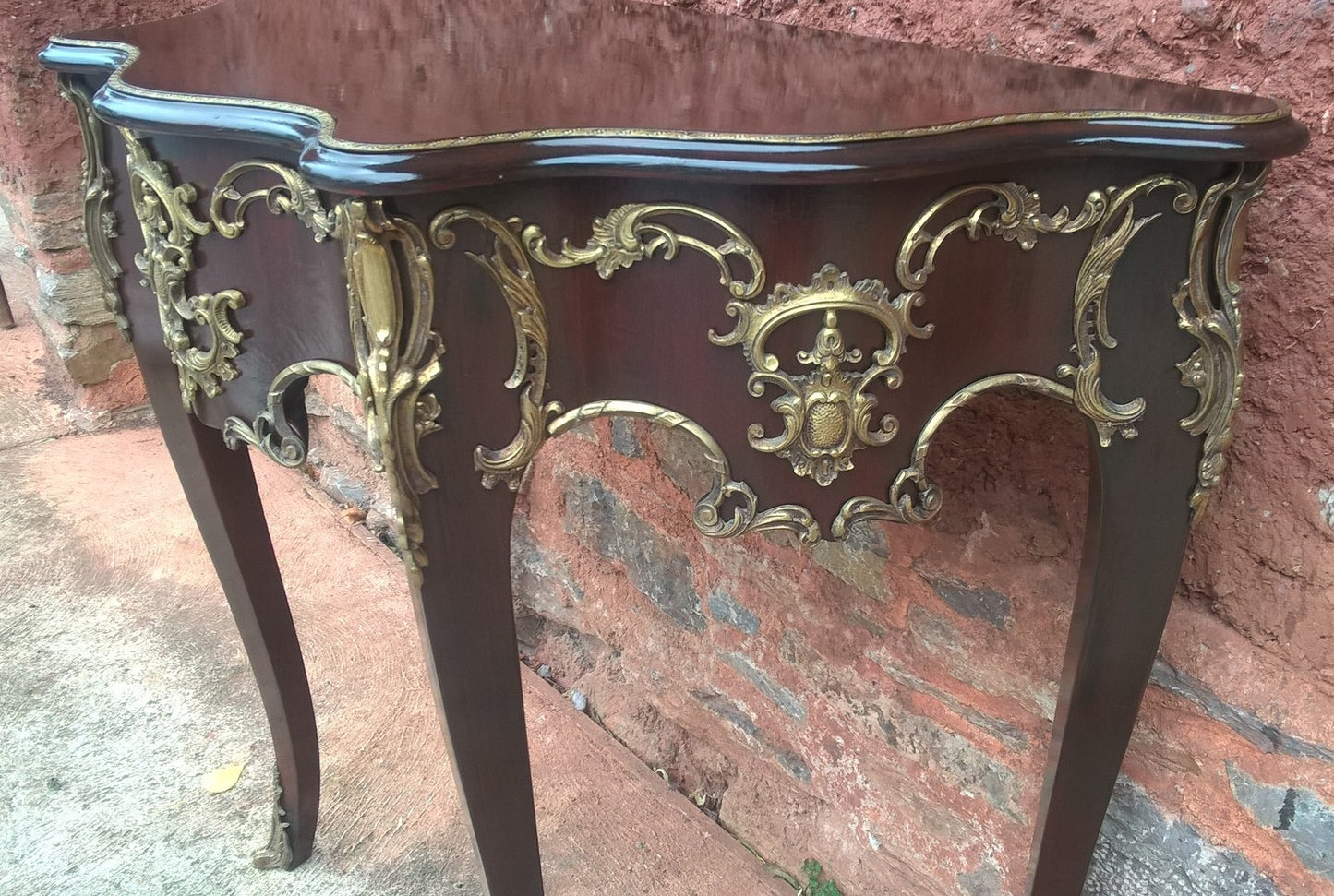 Stunning Vintage Console Table / Vintage French Hall Table
