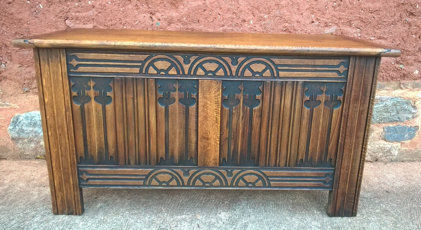 Carved Oak Vintage Coffer / Vintage Blanket Box / Oak Chest