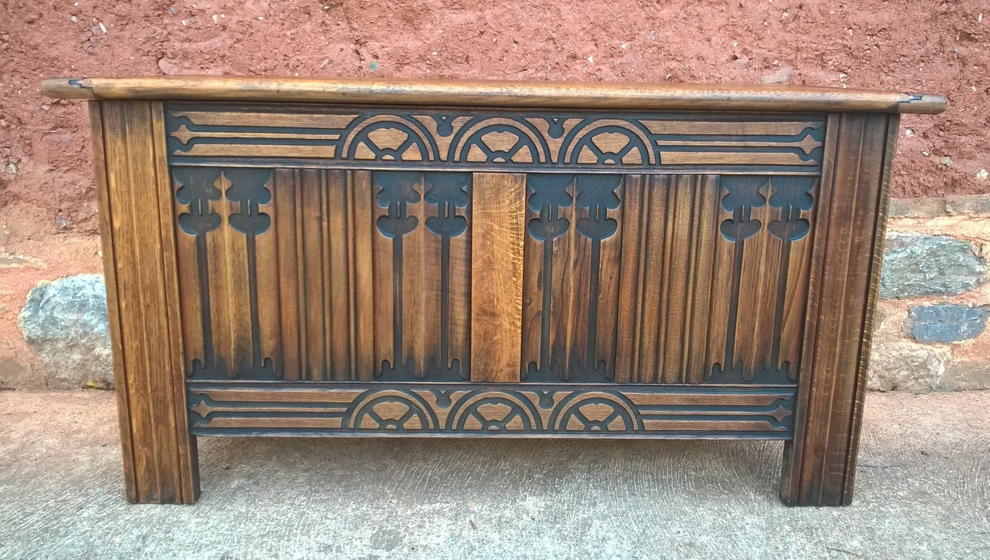 Carved Oak Vintage Coffer / Vintage Blanket Box / Oak Chest