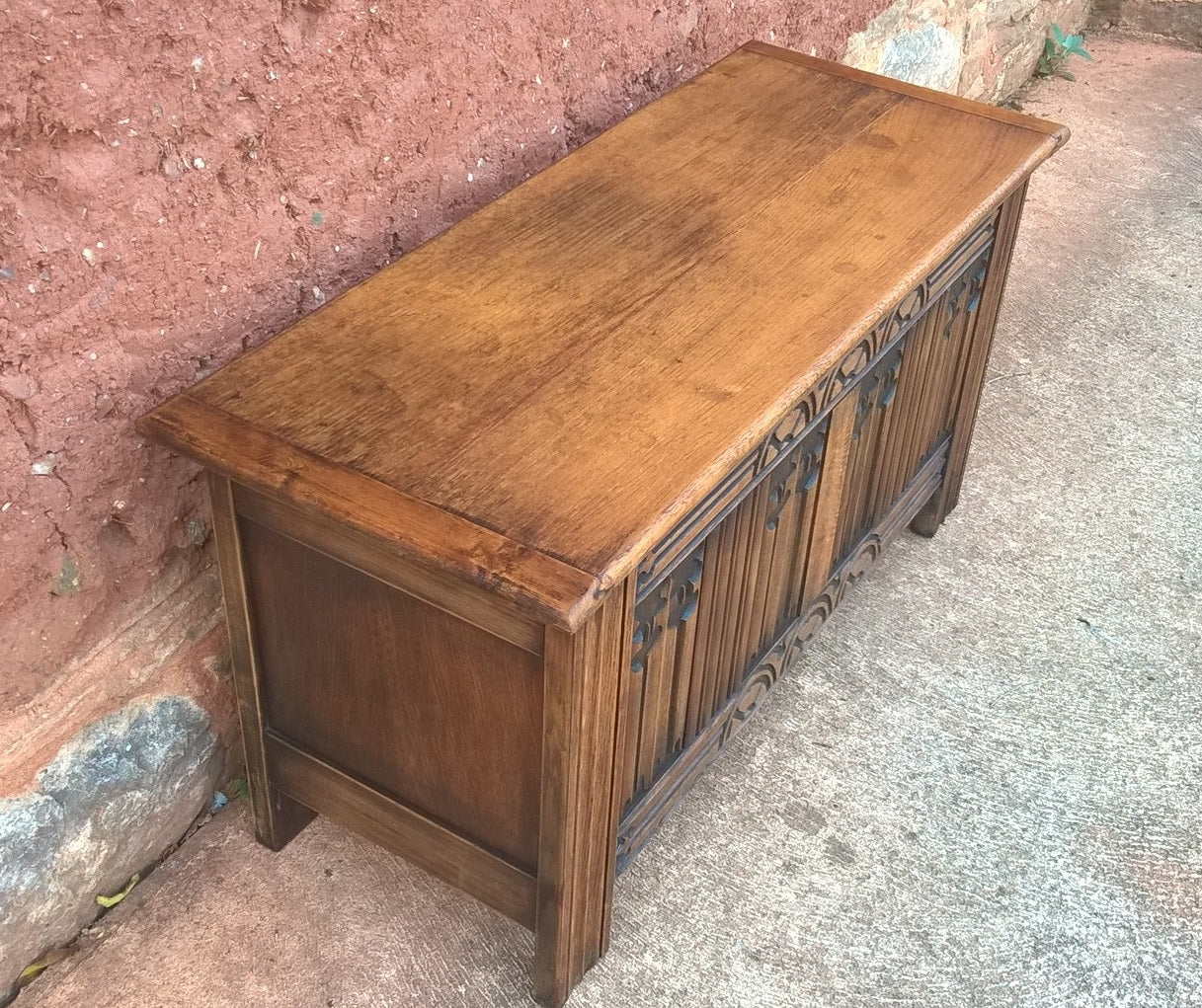 Carved Oak Vintage Coffer / Vintage Blanket Box / Oak Chest