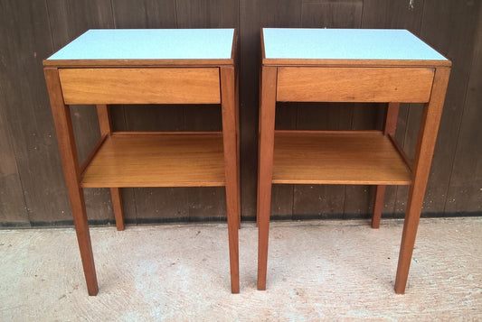 A PAIR OF TEAK RETRO BEDSIDE TABLES - RETRO LAMP TABLE