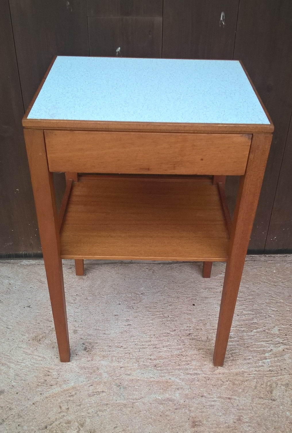 A PAIR OF TEAK RETRO BEDSIDE TABLES - RETRO LAMP TABLE