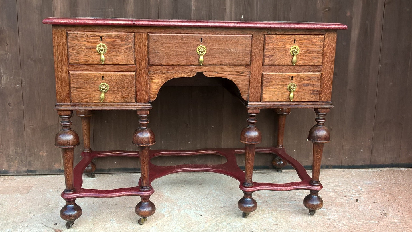 259....Stunning Vintage Desk / Jacobean Style Oak Desk / Jacobean Style Dressing Table ( SOLD )