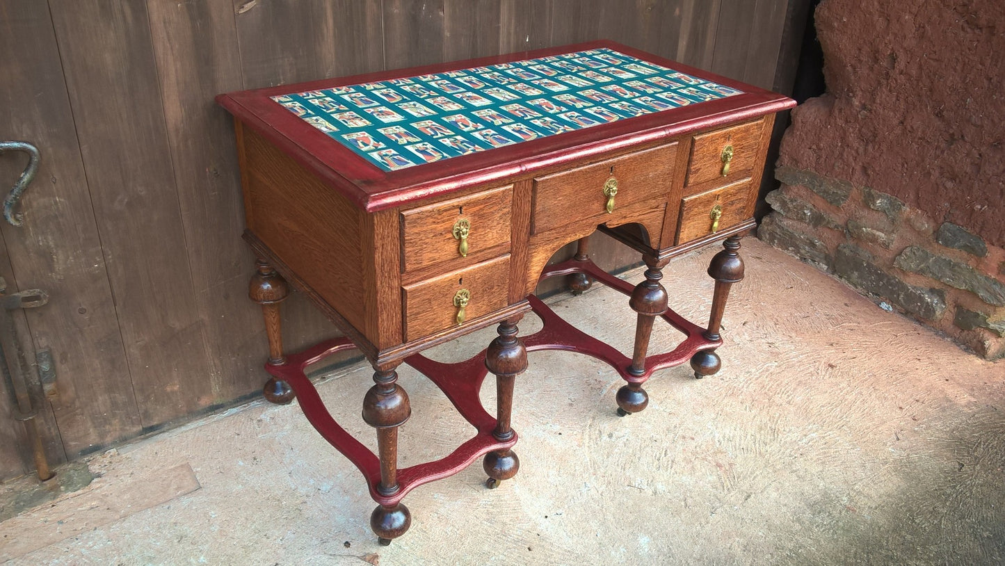 259....Stunning Vintage Desk / Jacobean Style Oak Desk / Jacobean Style Dressing Table ( SOLD )