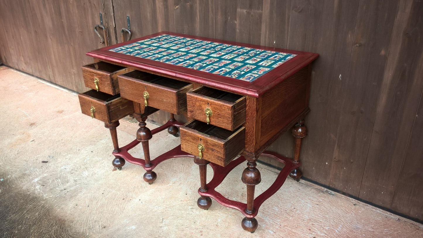 259....Stunning Vintage Desk / Jacobean Style Oak Desk / Jacobean Style Dressing Table ( SOLD )