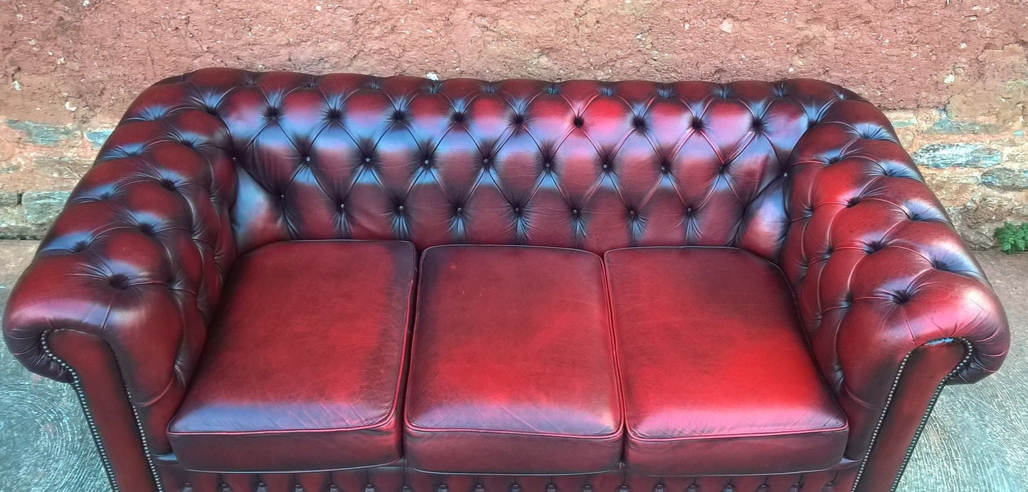 Leather Chesterfield 3 Seat Sofa / Chesterfield Dark Red Sofa